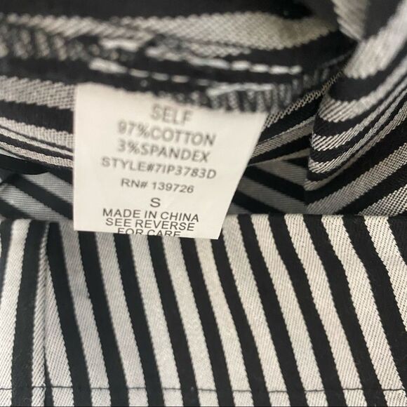 Wild Honey Striped Flutter Ruffle Hem Pants Sz S - Picture 10 of 10